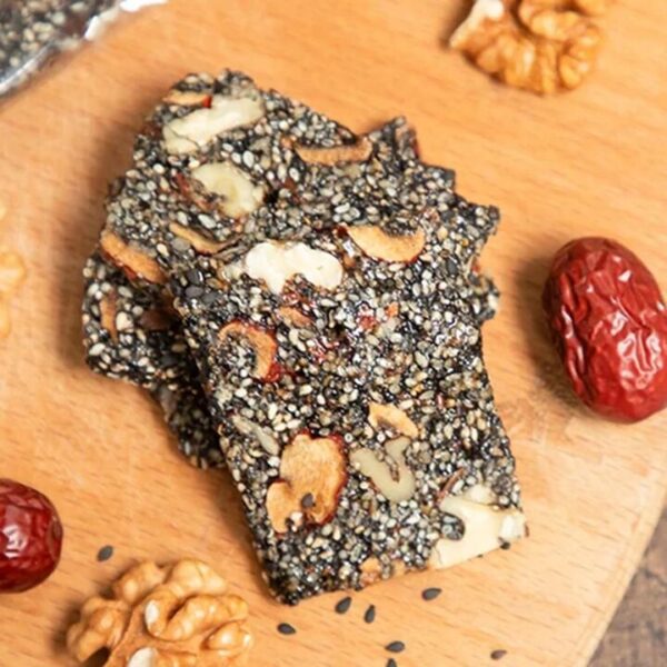 Zhen Shi Black Sesame and Walnut Nutrition Cake - 200g