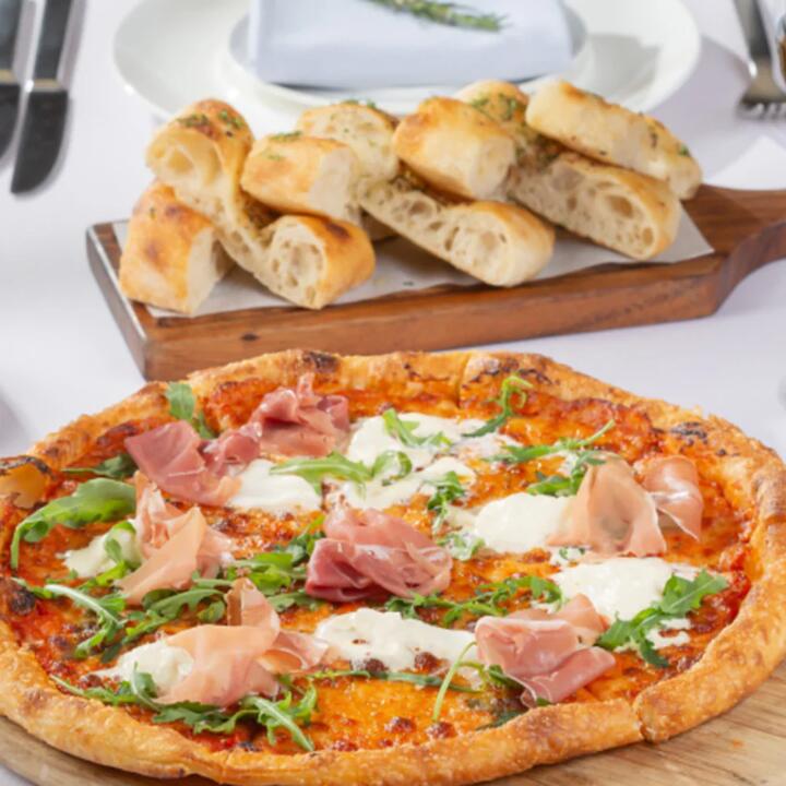 Homemade Prosciutto Burrata Cheese Pizza - 380g