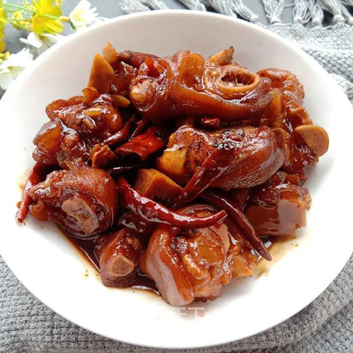 HuaYun Spicy Pork Trotters - 300g