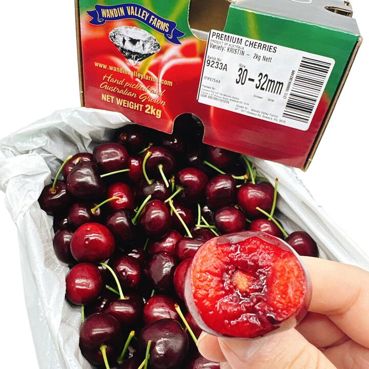 Wandin Valley Farms Premium Cherries Gift Box 30-32mm - 2kg