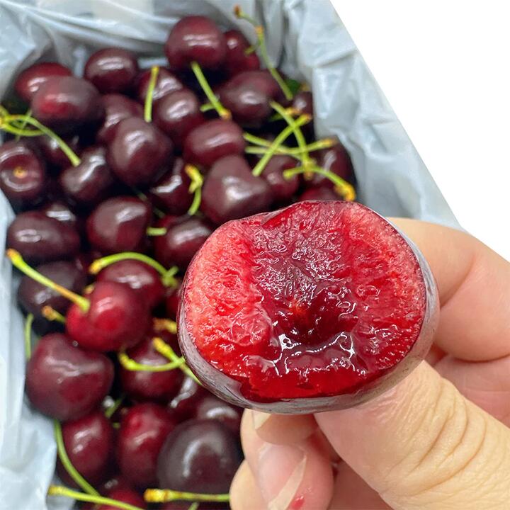 Back Creek-Regina Cherries Gift Box 32-34mm - 2kg