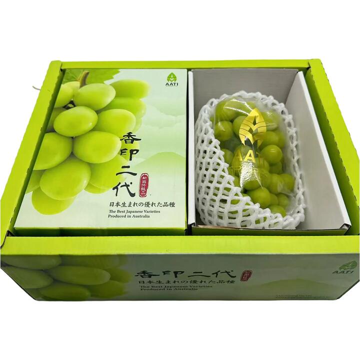 Japanese Kyoho Premium Green Grapes Gift Box (2 Bunches) - Grown in Australia