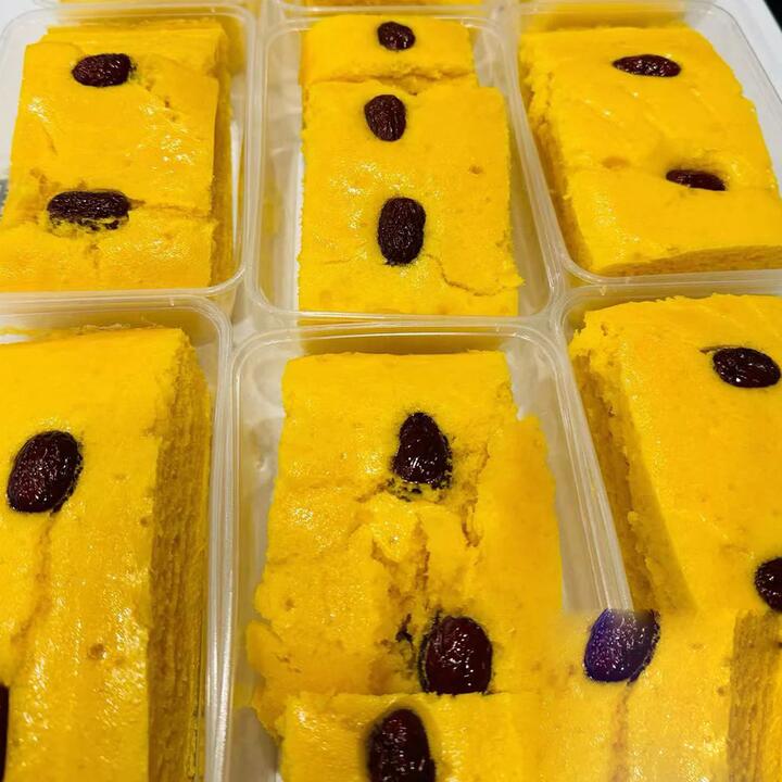 Annah's Bun Frozen Pumpkin Steamed Sponge Cake with Red Dates – 600g